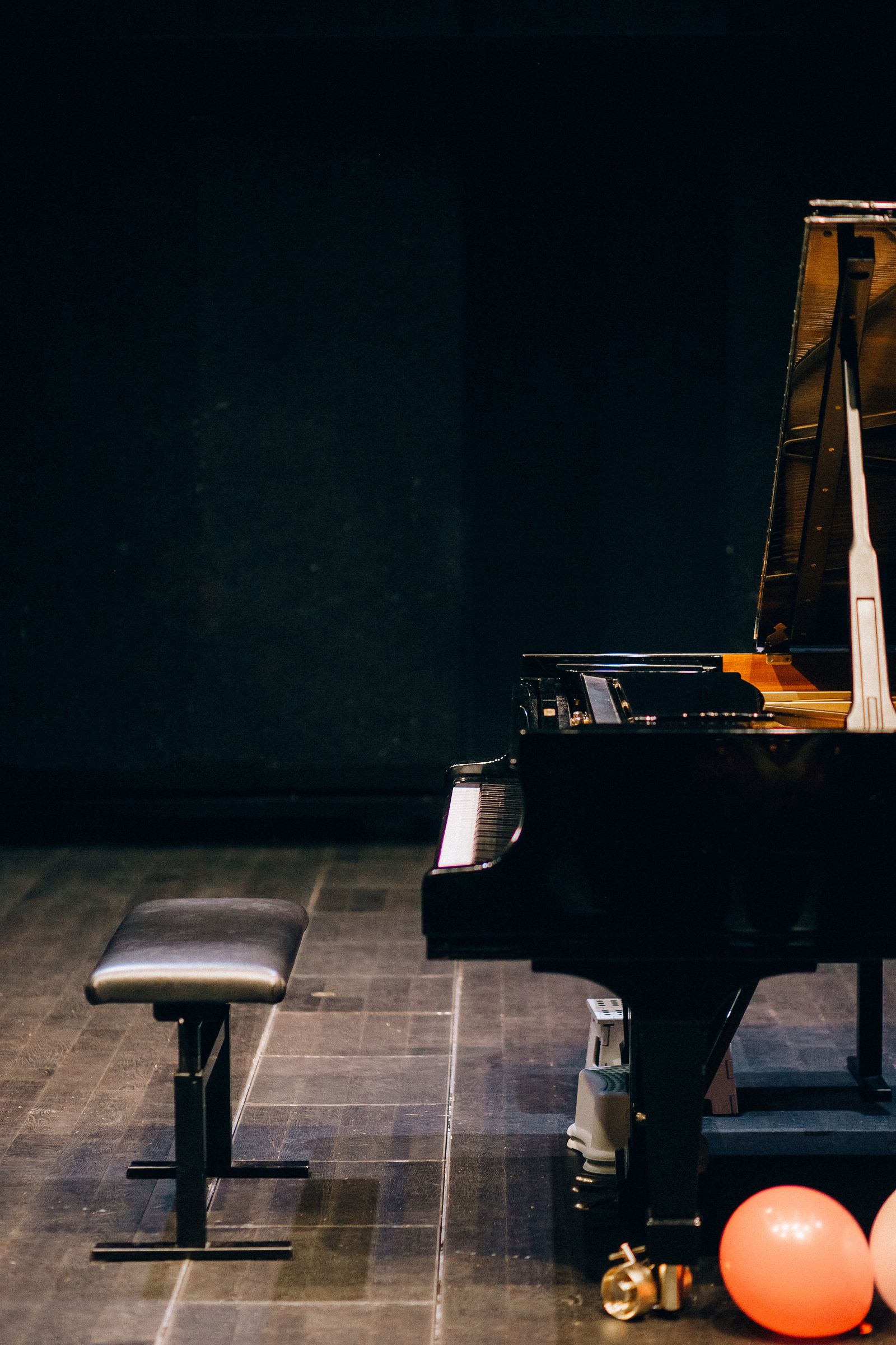Piano à queue — manutention d’instruments délicats